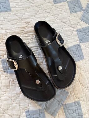 Birkenstock Gizeh Big Buckle Sandal, Black